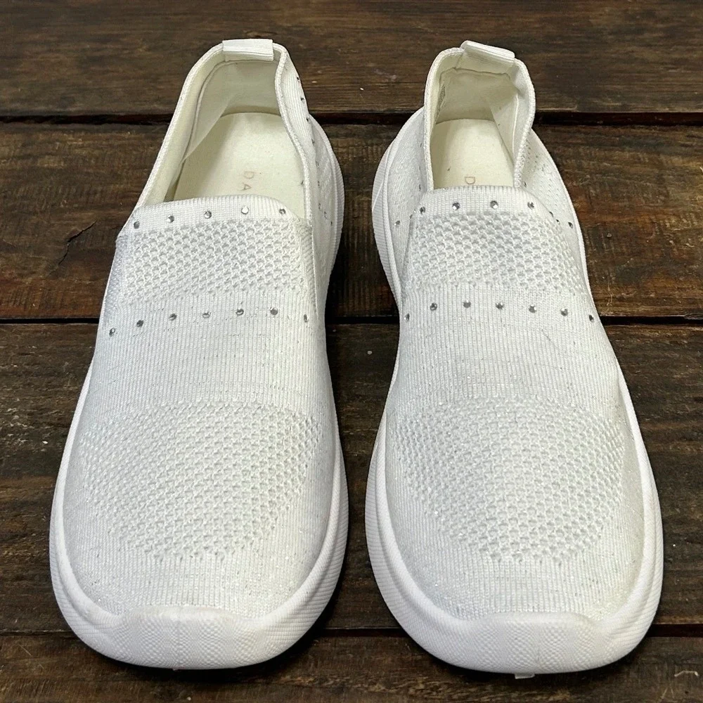 Danskin Womens Allure Slip On Sneakers Shoes Sz 10 White Embellished Sleek Vegan